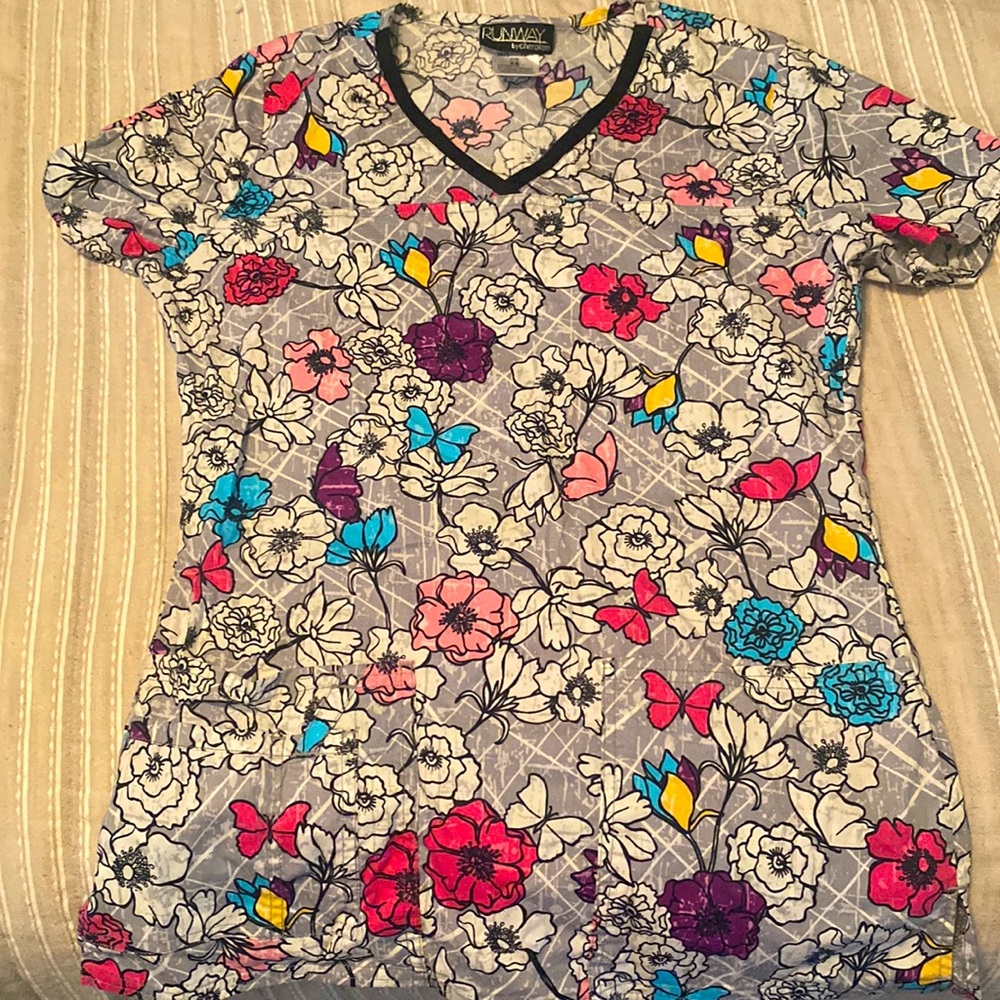 Scrub top